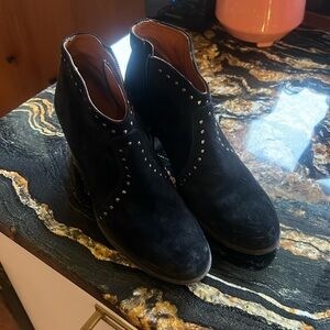 Frye black suede boots